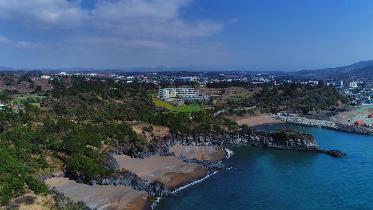 Y Resort Jeju Согвипхо Экстерьер фото